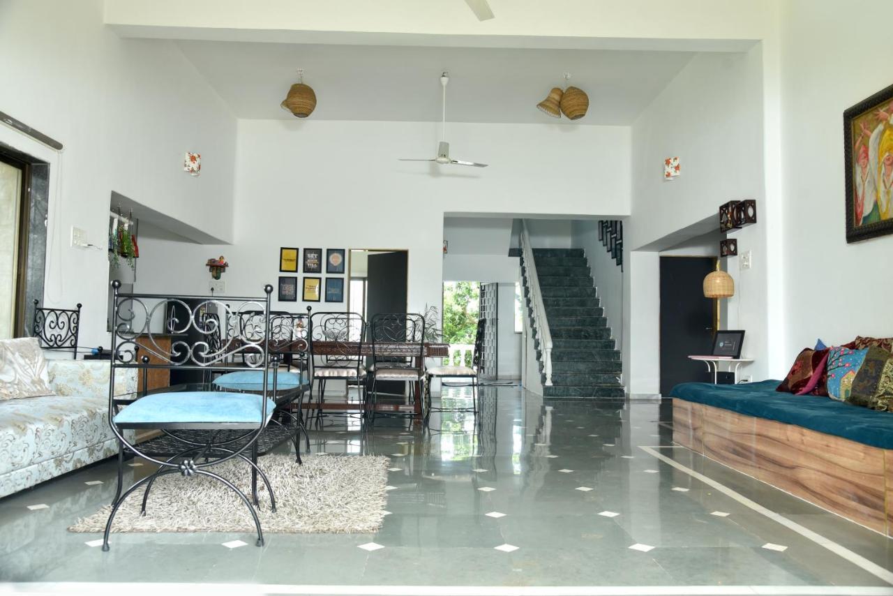 Whispering Woods Villa And Eco Farms Lonavala Eksteriør billede